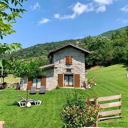 Casa Al Castagneto Villa Ceniga ภายนอก รูปภาพ