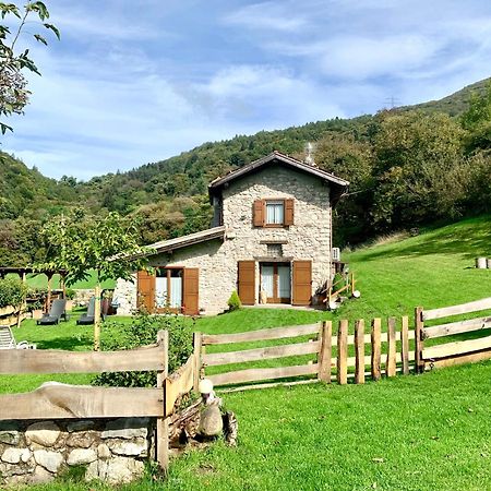Casa Al Castagneto Villa Ceniga ภายนอก รูปภาพ