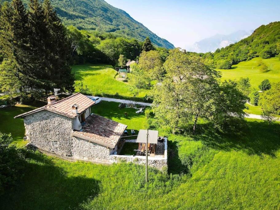 Casa Al Castagneto Villa Ceniga ภายนอก รูปภาพ